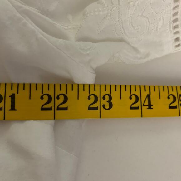 CHICO'S Blouse Embroidered Lace Cutout V-Neck Quarter Sleeve Boho Cottagecore - Picture 13 of 14